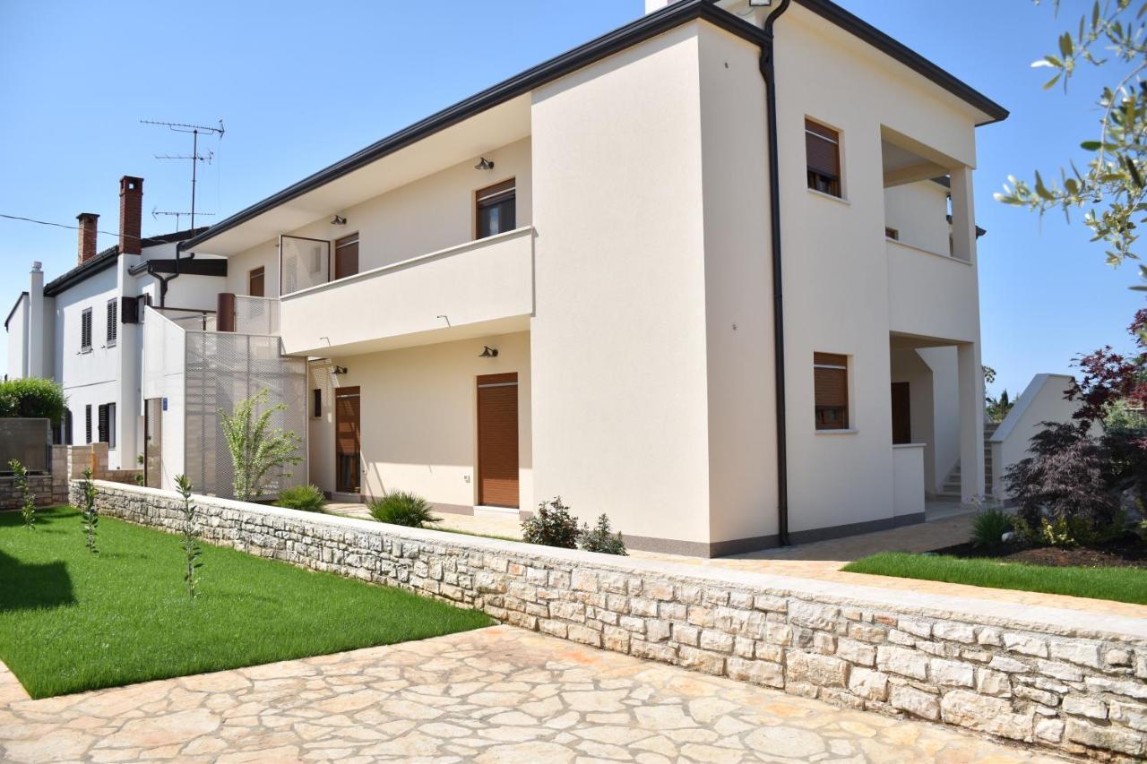 Apartmani Diana Novigrad Istria Εξωτερικό φωτογραφία