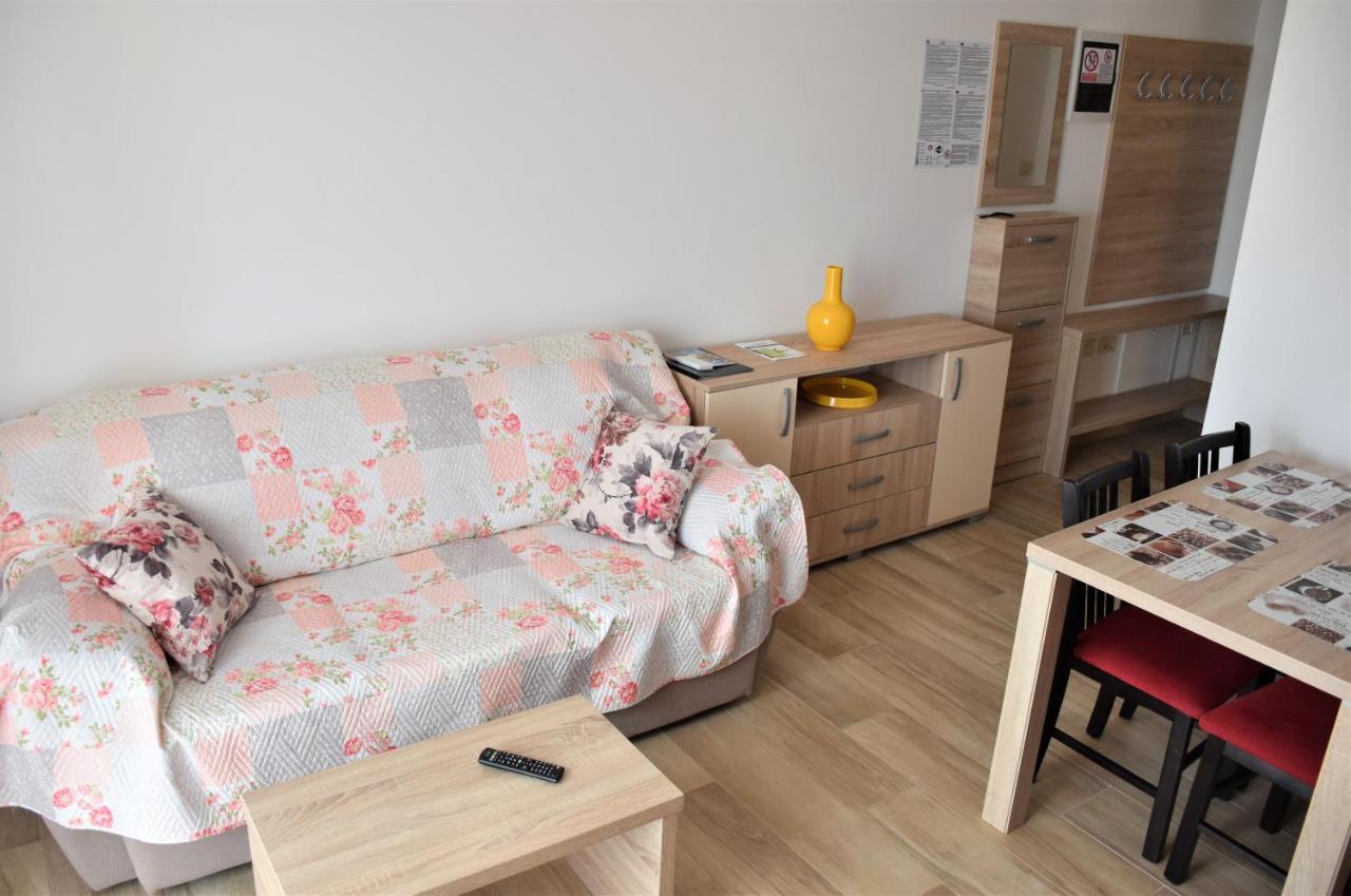 Apartmani Diana Novigrad Istria Εξωτερικό φωτογραφία